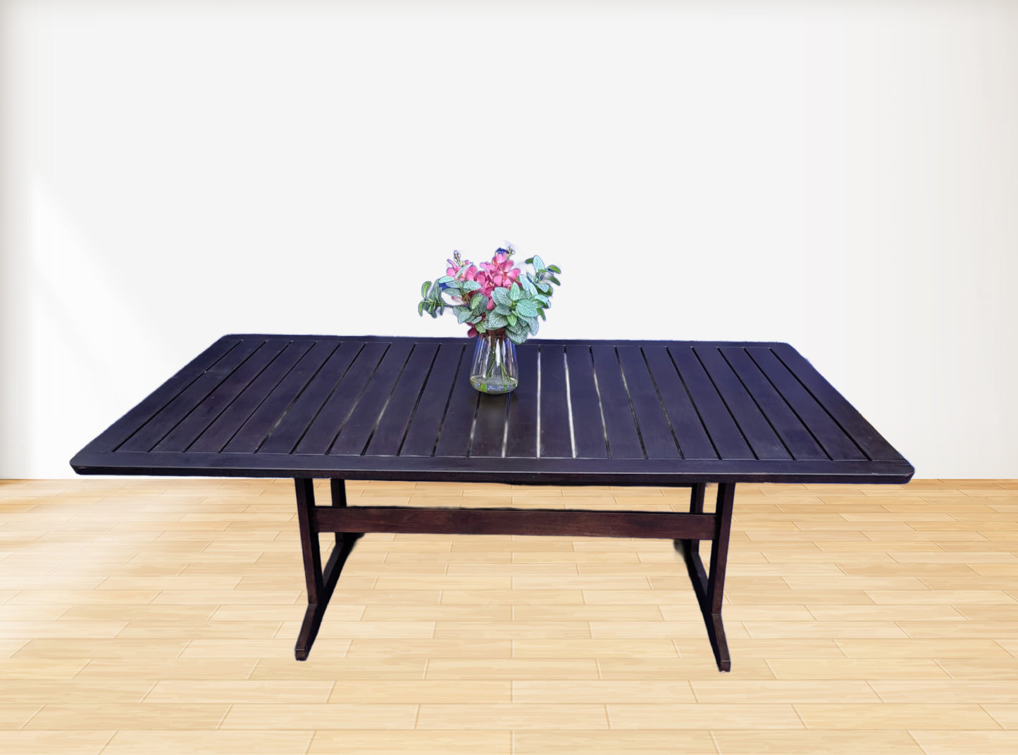 wallnut dinning table.